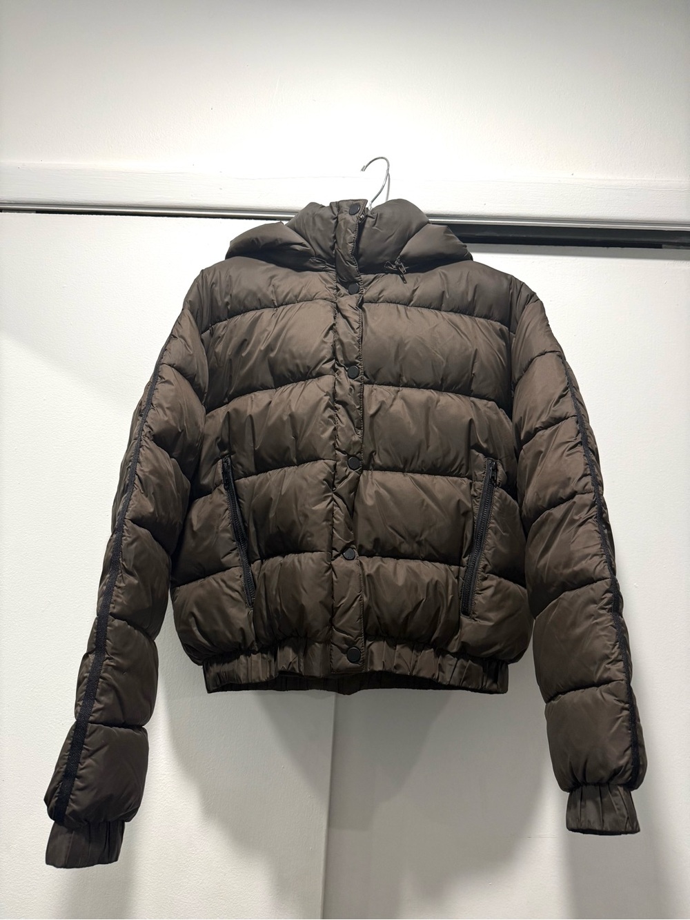 Alo Yoga Aspen Love Brown Puffer Jacket